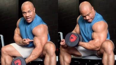 Phil Heath partage un conseil pour perfectionner le curl avec haltères : « Le temps sous tension est la clé » – Fitness Volt