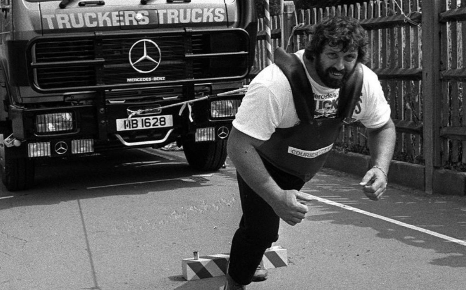 Geoff Capes, l'homme le plus fort du monde, est décédé à l'âge de 75 ans