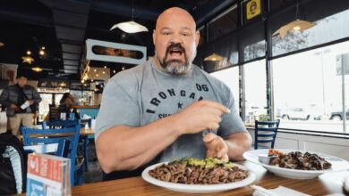 Brian Shaw montre une journée complète de repas insensés avant ses débuts en bras de fer – Fitness Volt